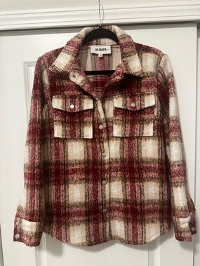 BB Dakota Burgundy & Cream Plaid Shacket size small